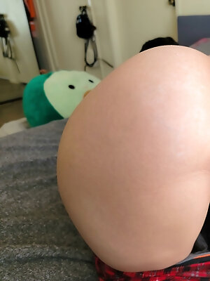 I'm Dying To Get My Ass Fucked... My BF Won't ðŸ˜©